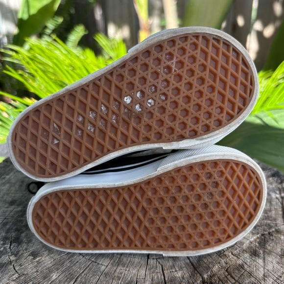 Vans SK8 Hi-Zip Leopard Heart Shoes | Size 6 - Picture 7 of 8